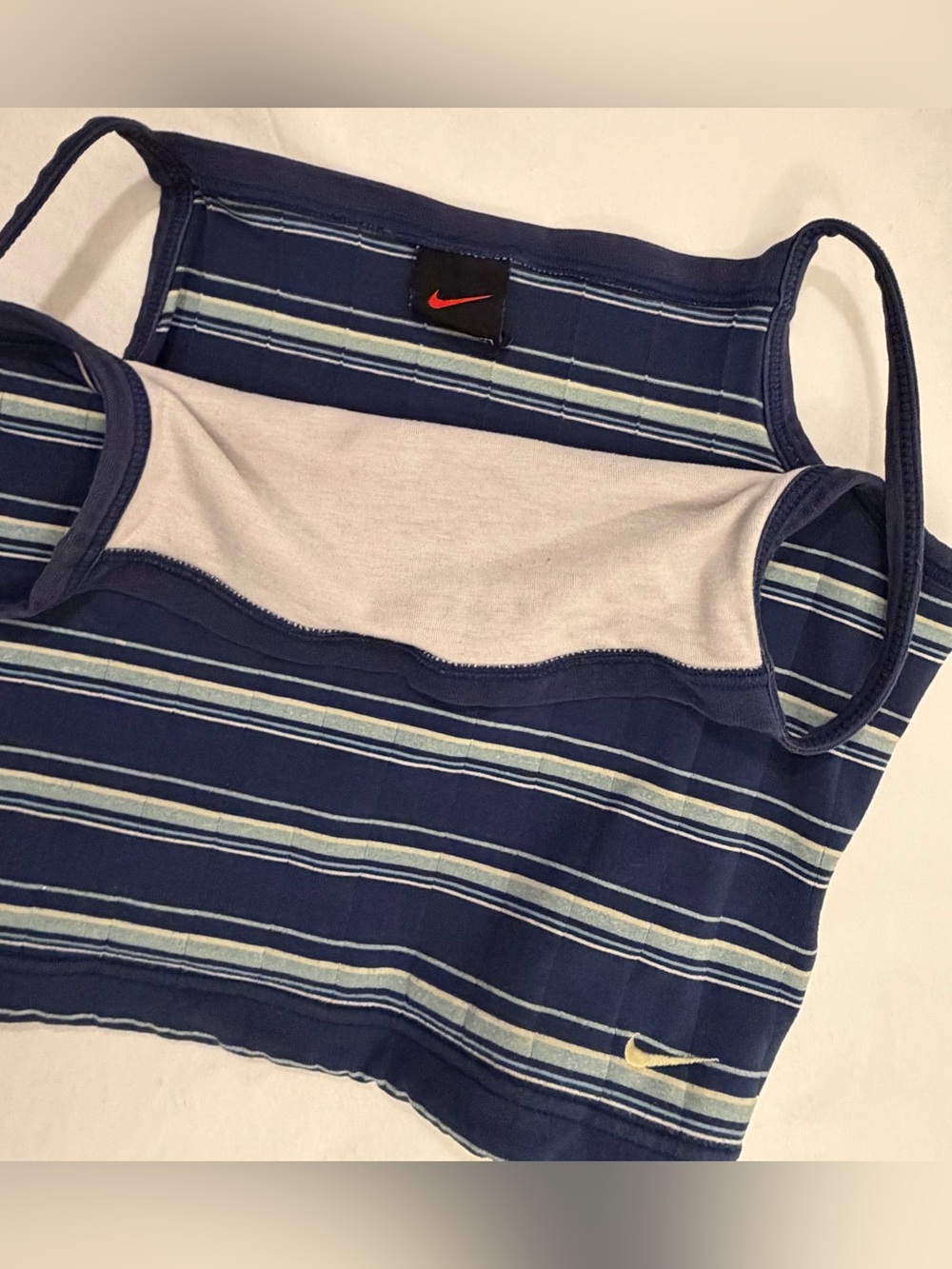 Nike cropped tank lined bra area size xl 12